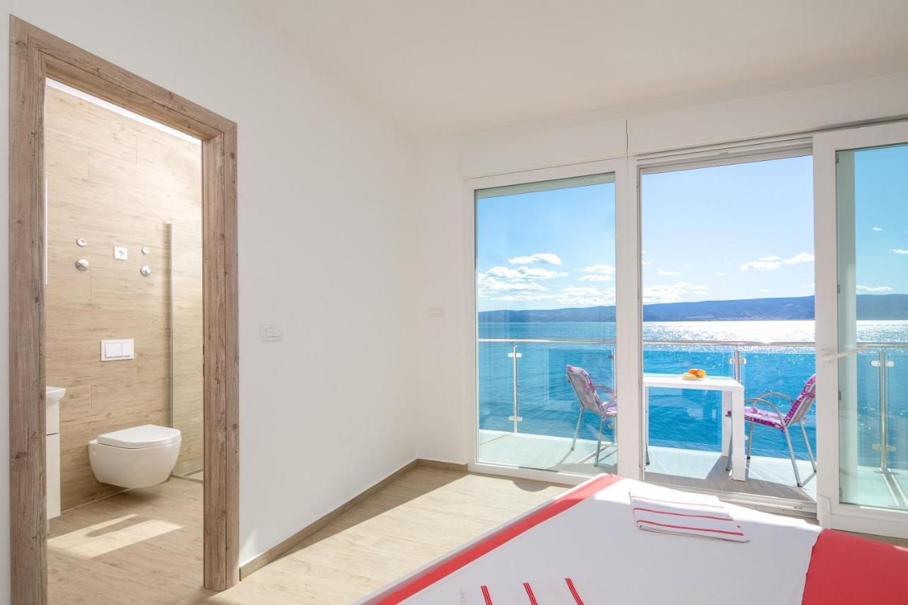 Absolute Beach Holidays Lejlighed Dugi Rat Eksteriør billede