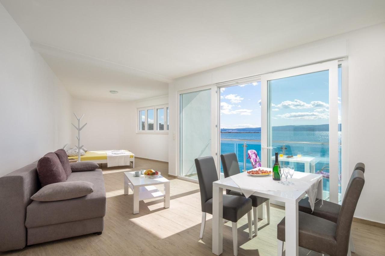 Absolute Beach Holidays Lejlighed Dugi Rat Eksteriør billede