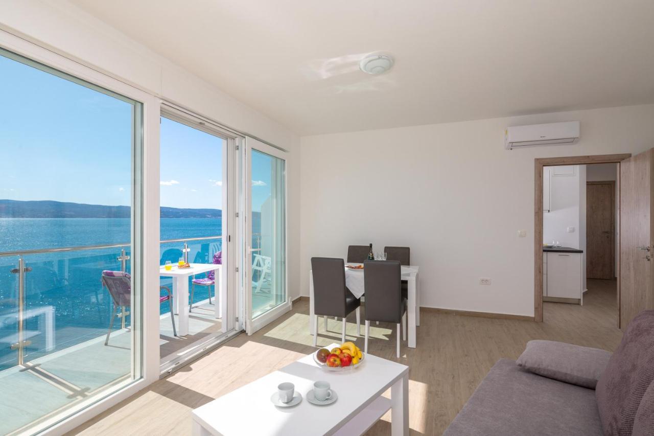 Absolute Beach Holidays Lejlighed Dugi Rat Eksteriør billede