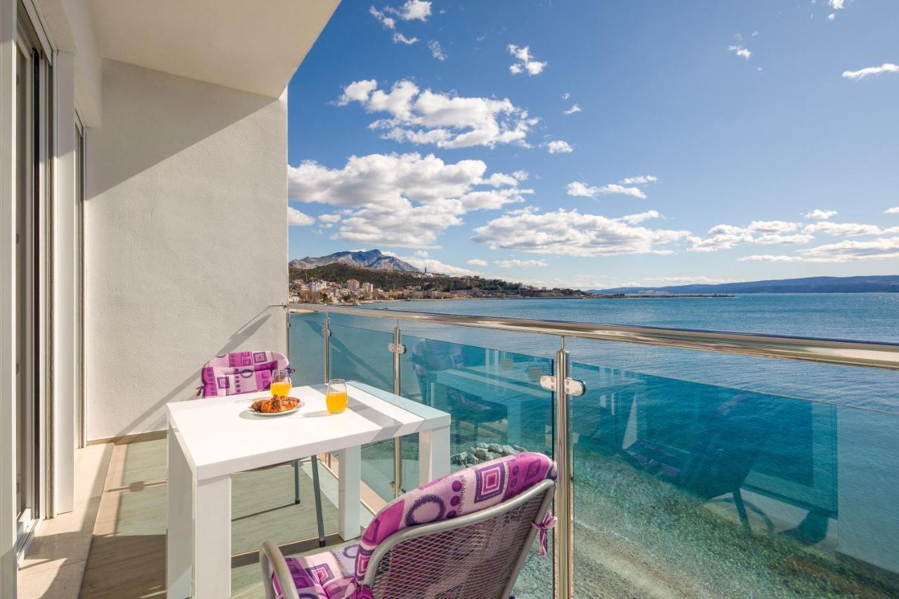 Absolute Beach Holidays Lejlighed Dugi Rat Eksteriør billede