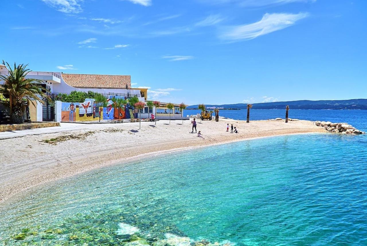 Absolute Beach Holidays Lejlighed Dugi Rat Eksteriør billede