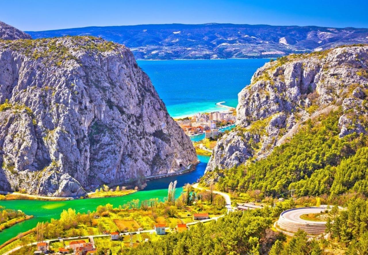 Absolute Beach Holidays Lejlighed Dugi Rat Eksteriør billede
